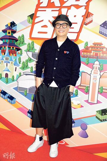 Bobby笑言若現在接廣告,價錢起碼要高幾個「開」。(攝影鎅O者﹕陳釗)陳瀅自爆小時候最愛摸女同學。(攝影鎅O者﹕陳釗)穿上睡衣的志偉與呂慧儀放笑彈。(攝影鎅O者﹕陳釗) Bobby笑言若現在接廣告,價錢起碼要高幾個「開」。(攝影鎅O者﹕陳釗)陳瀅自爆小時候最愛摸女同學。(攝影鎅O者﹕陳釗)穿上睡衣的志偉與呂慧儀放笑彈。(攝影鎅O者﹕陳釗)