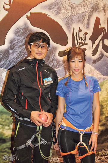 黃德斌與陳婉衡為新節目分途探險。(攝影鎅O者﹕梁榮達) 黃德斌與陳婉衡為新節目分途探險。(攝影鎅O者﹕梁榮達)