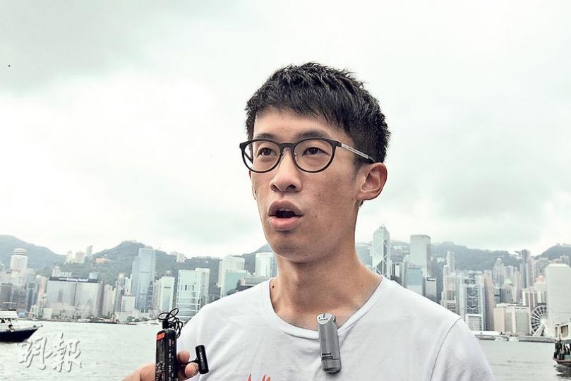 青年新政被指部分成員來自「香港社區網絡」,青政召集人梁頌恆表示,他們不認識劉迺強及香港社區網絡。(李紹昌攝) 青年新政被指部分成員來自「香港社區網絡」,青政召集人梁頌恆表示,他們不認識劉迺強及香港社區網絡。(李紹昌攝)
