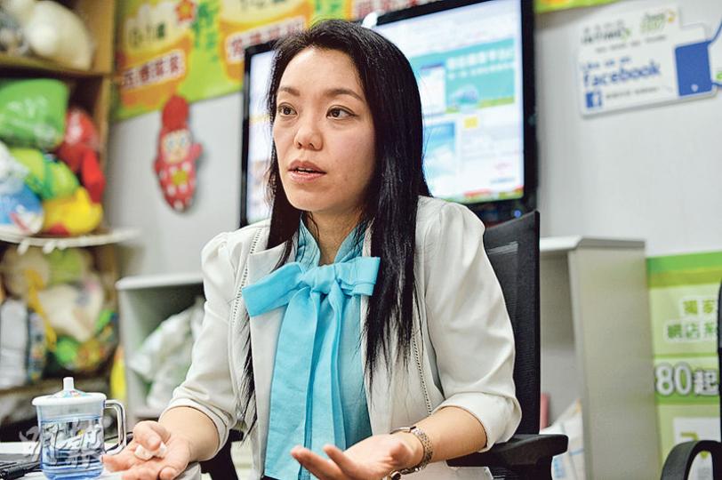 泰美科技行政總監周靄儀(圖)認為,香港年輕人投身IT界不用冒進創業,可先在相關企業打好基本功,累積更多行政管理等經驗,對日後創業更事半功倍。(蘇智鑫攝) 泰美科技行政總監周靄儀(圖)認為,香港年輕人投身IT界不用冒進創業,可先在相關企業打好基本功,累積更多行政管理等經驗,對日後創業更事半功倍。(蘇智鑫攝)