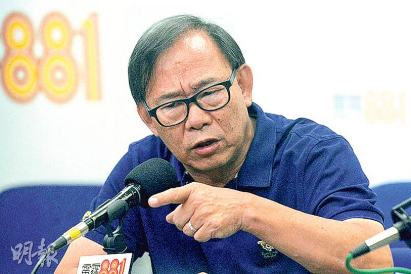橫洲發展爭議持續,元朗區議會前主席、立法會議員梁志祥於商台節目承認曾向政府提出先建4000單位並獲政府接納,強調自己事先不知情。(楊柏賢攝) 橫洲發展爭議持續,元朗區議會前主席、立法會議員梁志祥於商台節目承認曾向政府提出先建4000單位並獲政府接納,強調自己事先不知情。(楊柏賢攝)