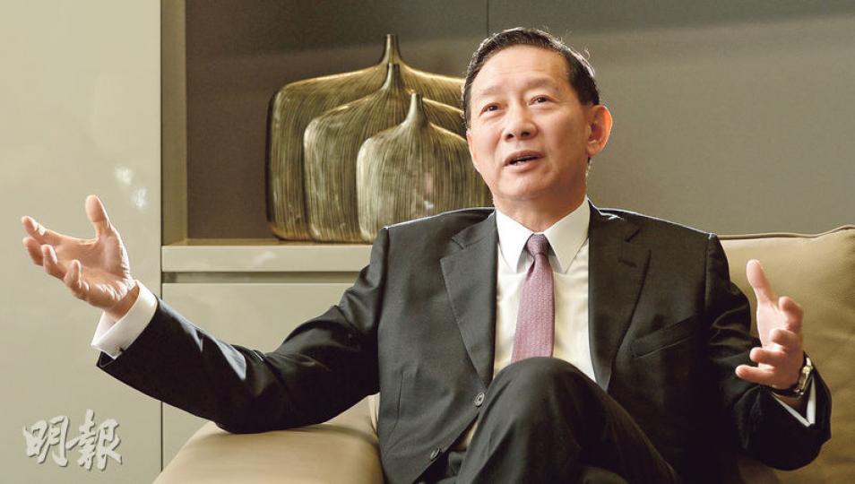 王冬勝表示,人民幣作為國際結算貨幣的擴張速度已很快,「2012年前後,中國外貿以人民幣結算的只有2%至3%,現在是26%」,而加入SDR更是首次確認人民幣的國際地位。(劉焌陶攝) 王冬勝表示,人民幣作為國際結算貨幣的擴張速度已很快,「2012年前後,中國外貿以人民幣結算的只有2%至3%,現在是26%」,而加入SDR更是首次確認人民幣的國際地位。(劉焌陶攝)