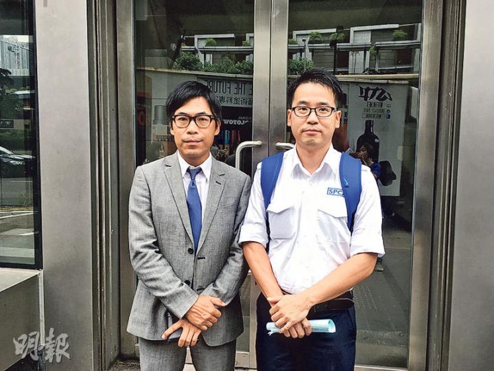 非牟利獸醫服務協會執行主席麥志豪(左)呼籲狗主切勿為了「貪靚」,自行為狗截尾,愛護動物協會總督察梁兆麟(右)昨亦有到庭。(梁嘉怡攝) 非牟利獸醫服務協會執行主席麥志豪(左)呼籲狗主切勿為了「貪靚」,自行為狗截尾,愛護動物協會總督察梁兆麟(右)昨亦有到庭。(梁嘉怡攝)
