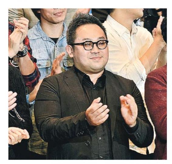 ViuTV英語頻道將於明年3月啟播,總經理魯庭暉(圖)稱,擬主打新聞節目,包括轉播CNN等海外電視台的國際新聞。(楊柏賢攝) ViuTV英語頻道將於明年3月啟播,總經理魯庭暉(圖)稱,擬主打新聞節目,包括轉播CNN等海外電視台的國際新聞。(楊柏賢攝)