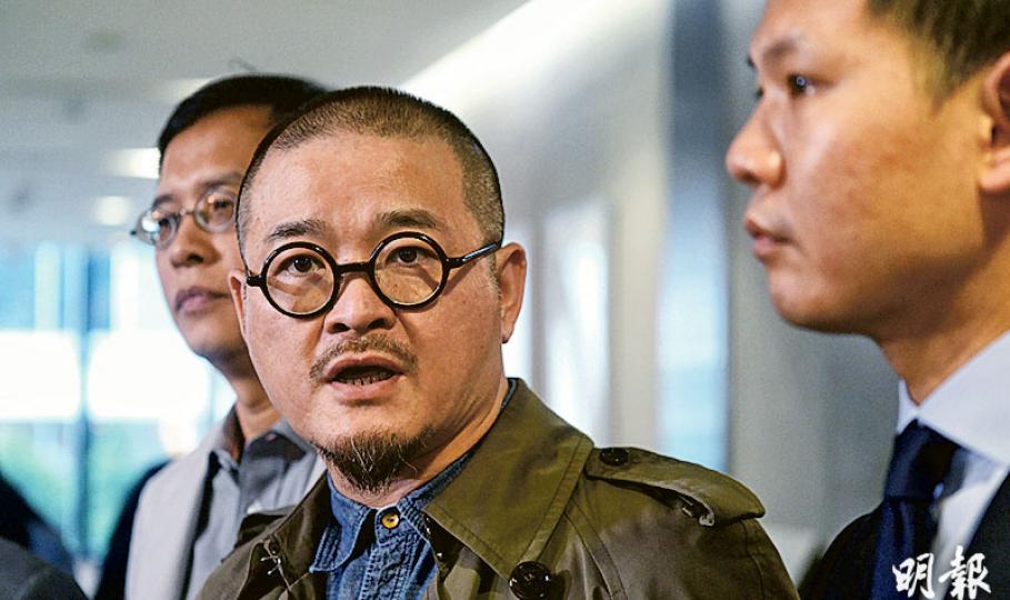 社福界立法會議員邵家臻（中）表示，將約見社會福利署要求修例增強院舍的監管；法律界立法會議員郭榮鏗（右）表示，會約見刑事檢控專員楊家雄，商討傳聞證據的處理及制度上如何加強保障智障人士。（鍾林枝攝）