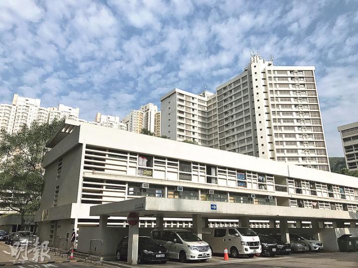 威爾斯親王醫院第二期首階段重建項目預期明年首季完成技術研究,料最終可增加850張病牀至2450張,有望成為全港最大規模的公立醫院。(梁杏怡攝) 威爾斯親王醫院第二期首階段重建項目預期明年首季完成技術研究,料最終可增加850張病牀至2450張,有望成為全港最大規模的公立醫院。(梁杏怡攝)