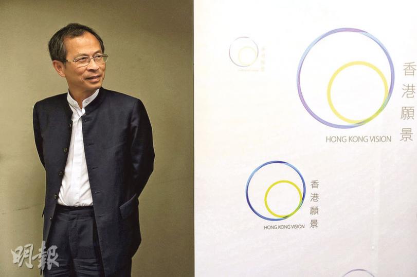 立法會前主席曾鈺成預料,建制陣營有至少3名有意參選特首者,即使不獲祝福都不會「自動放棄」,而曾鈺成在其創立的智庫「香港願景」接受訪問,未有排除自己參選的可能。(曾憲宗攝) 立法會前主席曾鈺成預料,建制陣營有至少3名有意參選特首者,即使不獲祝福都不會「自動放棄」,而曾鈺成在其創立的智庫「香港願景」接受訪問,未有排除自己參選的可能。(曾憲宗攝)