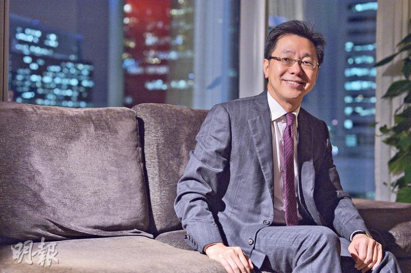 測量師學會會長劉振江(圖)期望下任特首於地政總署下設專責部門,處理更改地契及換地等,並簡化相關程序,以加快土地發展步伐。(蘇智鑫攝)思政築覺召集人關兆倫(圖)促新任特首平衡發展及生態,並推出「只賣住權不賣業權」的合作社房屋,回應市民住屋訴求。(劉焌陶攝) 測量師學會會長劉振江(圖)期望下任特首於地政總署下設專責部門,處理更改地契及換地等,並簡化相關程序,以加快土地發展步伐。(蘇智鑫攝)思政築覺召集人關兆倫(圖)促新任特首平衡發展及生態,並推出「只賣住權不賣業權」的合作社房屋,回應市民住屋訴求。(劉焌陶攝)
