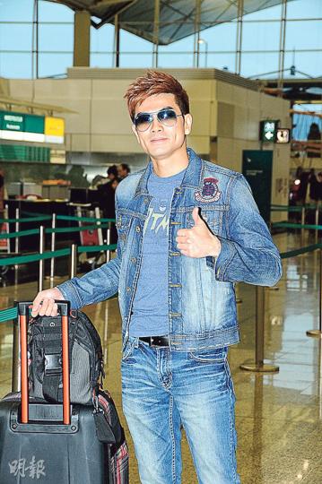 伍允龍避談是否最想與劉佩玥奪「熒幕情侶」獎。(攝影﹕鍾偉茵) 伍允龍避談是否最想與劉佩玥奪「熒幕情侶」獎。(攝影﹕鍾偉茵)