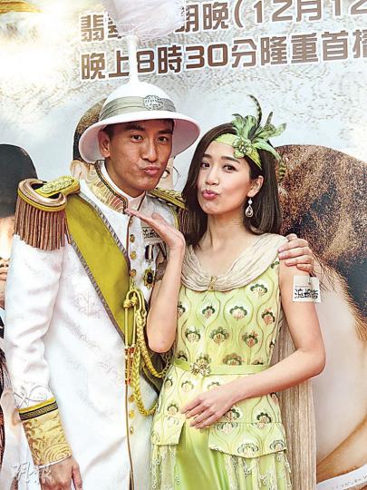 黃智雯羨慕馬國明置業,自己都想為家人買個細單位。(攝影鎅O者﹕楊安莉)單立文在台上大玩諧音粗口。(攝影鎅O者﹕楊安莉)李丞責(攝影鎅O者﹕楊安莉) 黃智雯羨慕馬國明置業,自己都想為家人買個細單位。(攝影鎅O者﹕楊安莉)單立文在台上大玩諧音粗口。(攝影鎅O者﹕楊安莉)李丞責(攝影鎅O者﹕楊安莉)