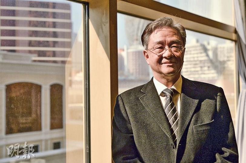澳門立法會前議員吳在權認為,現時法例執行有違立法原意,亦與《基本法》有違背,令外界誤解基本法在澳門未能成功落實。(蘇智鑫攝)澳門立法會議員鄭安庭指現時大量地主因土地被收回而興訟,導致空置土地無法釋出興建房屋,影響民生。(蘇智鑫攝) 澳門立法會前議員吳在權認為,現時法例執行有違立法原意,亦與《基本法》有違背,令外界誤解基本法在澳門未能成功落實。(蘇智鑫攝)澳門立法會議員鄭安庭指現時大量地主因土地被收回而興訟,導致空置土地無法釋出興建房屋,影響民生。(蘇智鑫攝)