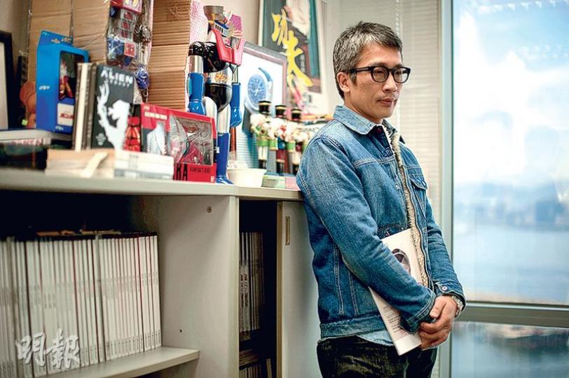 曾任《東TOUCH》總編輯的金成對於一代潮流雜誌來到尾聲感惋惜,形容以前的雜誌本本都很有「分量」,帶起的討論可於社會維持一段時間。(蘇智鑫攝) 曾任《東TOUCH》總編輯的金成對於一代潮流雜誌來到尾聲感惋惜,形容以前的雜誌本本都很有「分量」,帶起的討論可於社會維持一段時間。(蘇智鑫攝)