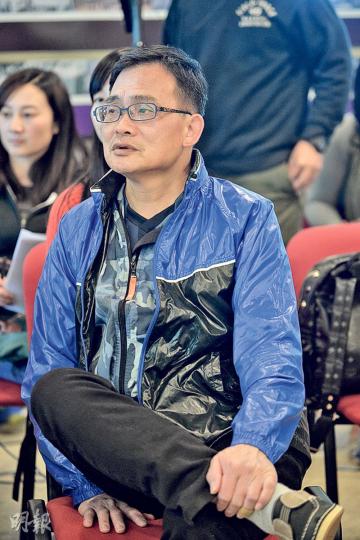 61歲的陳先生患糖尿病近20年,但沒有食足藥,從未檢查心臟,2006年因急性心肌梗塞入院,要做搭橋手術,如今為了健康已改變生活習慣。(蘇智鑫攝) 61歲的陳先生患糖尿病近20年,但沒有食足藥,從未檢查心臟,2006年因急性心肌梗塞入院,要做搭橋手術,如今為了健康已改變生活習慣。(蘇智鑫攝)