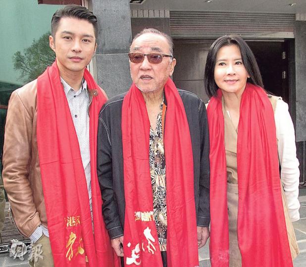 黃嘉樂、盧海鵬、祝文君合演新片《香港風雲系列之教父》,昨日於流浮山舉行開鏡儀式。(攝影/記者:鍾一虹) 黃嘉樂、盧海鵬、祝文君合演新片《香港風雲系列之教父》,昨日於流浮山舉行開鏡儀式。(攝影/記者:鍾一虹)