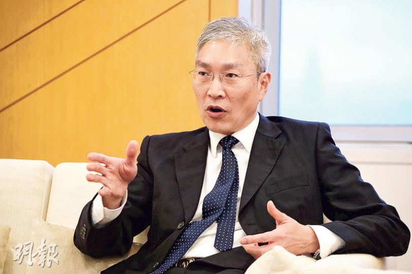和記港口信託行政總裁嚴磊輝表示,對於美國未來對包括中國等亞太區的貿易政策持審慎樂觀態度,希望下屆特首候選人能支持香港航運業發展。(曾憲宗攝) 和記港口信託行政總裁嚴磊輝表示,對於美國未來對包括中國等亞太區的貿易政策持審慎樂觀態度,希望下屆特首候選人能支持香港航運業發展。(曾憲宗攝)