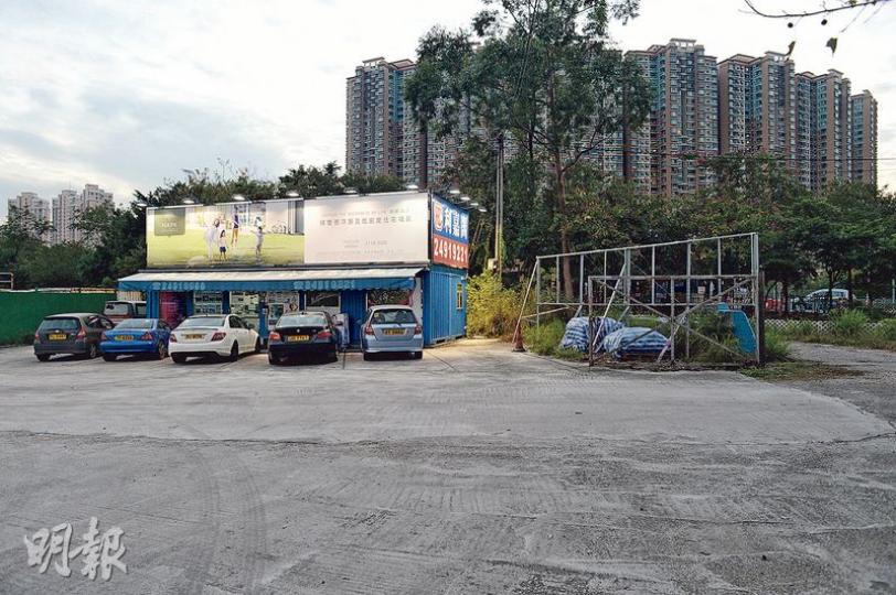 Mount Kelly擬在掃管笏私人土地建校,但有關土地被官地包圍,沒合法出入口通往馬路,未符入則條件,現仍未動工建校。(鍾林枝攝) Mount Kelly擬在掃管笏私人土地建校,但有關土地被官地包圍,沒合法出入口通往馬路,未符入則條件,現仍未動工建校。(鍾林枝攝)