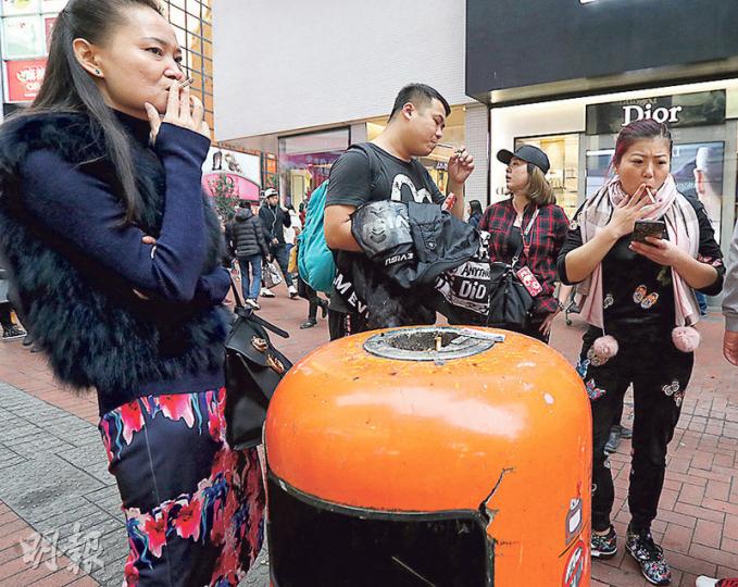 施政報告提出,資助煙民向私人執業家庭醫生求診及接受戒煙評估,每次資助額約為200元,上限5次。(李紹昌攝) 施政報告提出,資助煙民向私人執業家庭醫生求診及接受戒煙評估,每次資助額約為200元,上限5次。(李紹昌攝)