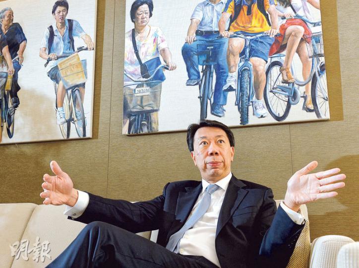 渣打馬拉松踏入第21屆，渣打大中華及北亞區行政總裁洪丕正多年來，最難忘首屆比賽只有約1000人參與。（劉焌陶攝）