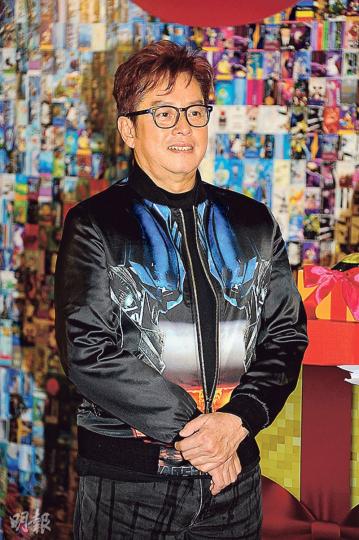阿倫談到睇AV時眉飛色舞，笑言﹕「我咁大個人，說沒看過都是呃你喇，當課外活動進修，與時並進嘛。」（攝影/記者﹕陳釗）
