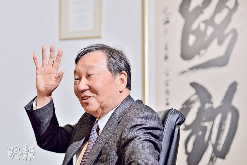 路勁主席單偉豹稱黃竹坑站項目的地價支出,一半應可透過銀行融資。(馮凱鍵攝)
路勁主席單偉豹稱黃竹坑站項目的地價支出,一半應可透過銀行融資。(馮凱鍵攝)