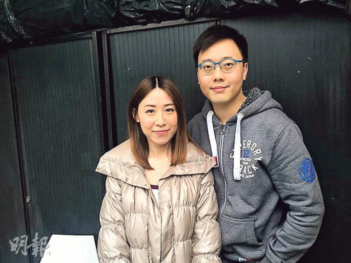 林氏夫婦的長子在樂基幼兒學校讀K1,幼子亦已預留學位來年入讀;他們對學校停辦感震驚,現聽從校方安排轉介長子入讀其他有聯繫的幼稚園,同時亦打算自行物色後備學校。(曾駿豪攝) 林氏夫婦的長子在樂基幼兒學校讀K1,幼子亦已預留學位來年入讀;他們對學校停辦感震驚,現聽從校方安排轉介長子入讀其他有聯繫的幼稚園,同時亦打算自行物色後備學校。(曾駿豪攝)