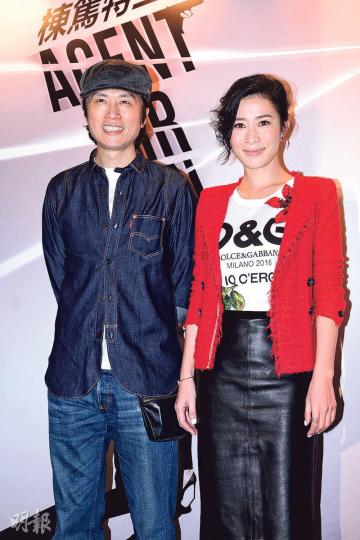 黃子華(左)表示拍檔佘詩曼(右)在新片有破格演出,阿佘其中一個造型更需要醜化。(攝影﹕梁迺楠)黃子華感激一眾朋友幫手。(攝影﹕梁迺楠)鄭丹瑞跟「囡囡」鄧月平再結戲緣。(攝影﹕梁迺楠) 黃子華(左)表示拍檔佘詩曼(右)在新片有破格演出,阿佘其中一個造型更需要醜化。(攝影﹕梁迺楠)黃子華感激一眾朋友幫手。(攝影﹕梁迺楠)鄭丹瑞跟「囡囡」鄧月平再結戲緣。(攝影﹕梁迺楠)