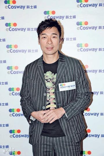 許志安聞粉絲催他生B即面紅。(攝影鎅O者﹕柯美) 許志安聞粉絲催他生B即面紅。(攝影鎅O者﹕柯美)