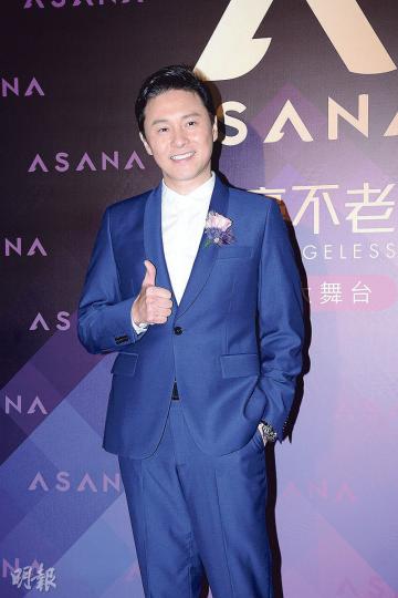 曹永廉指當年入無綫時欠債,但憑《妙手仁心II》獲得不少商演活動邀請,更多得向來很少接這類工作的邵美琪幫助拍住演出,為此他表示感激。(攝影:梁迺楠)薛家燕預計兒子明年才會擺酒。(攝影:梁迺楠) 曹永廉指當年入無綫時欠債,但憑《妙手仁心II》獲得不少商演活動邀請,更多得向來很少接這類工作的邵美琪幫助拍住演出,為此他表示感激。(攝影:梁迺楠)薛家燕預計兒子明年才會擺酒。(攝影:梁迺楠)