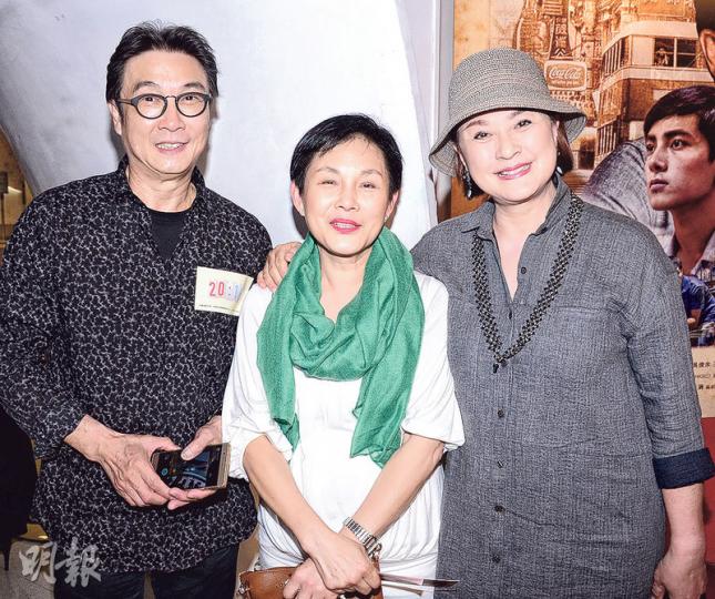 黃淑儀(右起)來捧李影、劉松仁的新片場。(攝影/記者:林祖傑) 黃淑儀(右起)來捧李影、劉松仁的新片場。(攝影/記者:林祖傑)