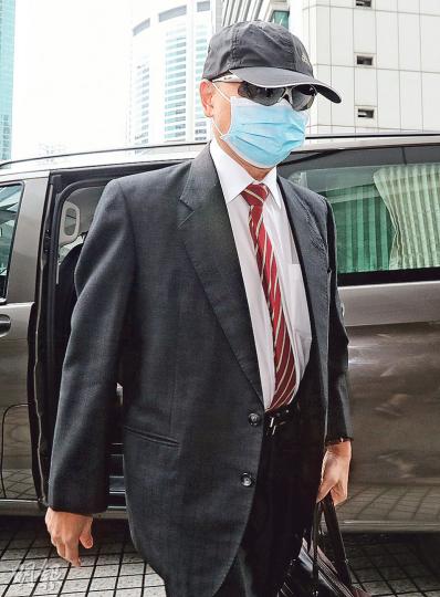 DR醫學美容集團創辦人周向榮(圖)否認誤殺罪,他被指未設定安全制度,確定醫生向事主陳宛琳施用血製品時,該血製品不受污染等,其嚴重疏忽是導致陳死亡的主因。(李紹昌攝)被控誤殺的醫生麥允齡(圖)被指向事主陳宛琳施以療程時,未有確保陳獲詳盡告知療程的風險等,她否認控罪。(李紹昌攝) DR醫學美容集團創辦人周向榮(圖)否認誤殺罪,他被指未設定安全制度,確定醫生向事主陳宛琳施用血製品時,該血製品不受污染等,其嚴重疏忽是導致陳死亡的主因。(李紹昌攝)被控誤殺的醫生麥允齡(圖)被指向事主陳宛琳施以療程時,未有確保陳獲詳盡告知療程的風險等,她否認控罪。(李紹昌攝)