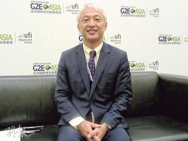 一眾外國及澳門博彩公司部署進軍日本開賭場,普華永道會計師事務所綜合度假村團隊高級經理寺田康宏(圖)表示,要在項目滲透日本元素,對外國企業無疑有難度。(陳偉燊攝) 一眾外國及澳門博彩公司部署進軍日本開賭場,普華永道會計師事務所綜合度假村團隊高級經理寺田康宏(圖)表示,要在項目滲透日本元素,對外國企業無疑有難度。(陳偉燊攝)