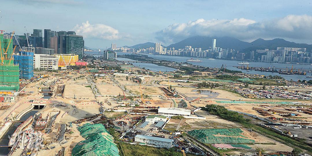 立法會工務小組委員會昨第五次審議啟德體育園近319億元撥款申請,最終通過項目,之後會提交財委會審議。目前啟德體育園現址仍是一個地盤。(劉焌陶攝) 立法會工務小組委員會昨第五次審議啟德體育園近319億元撥款申請,最終通過項目,之後會提交財委會審議。目前啟德體育園現址仍是一個地盤。(劉焌陶攝)