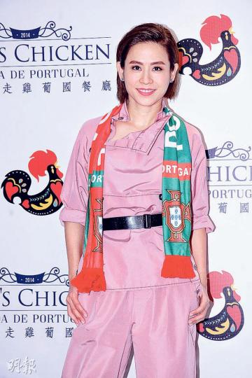 宣萱表示在內地接工作,未試過被粉絲攬。(攝影:梁迺楠)陳玉蓮做善事不遺餘力。(攝影:梁迺楠) 宣萱表示在內地接工作,未試過被粉絲攬。(攝影:梁迺楠)陳玉蓮做善事不遺餘力。(攝影:梁迺楠)