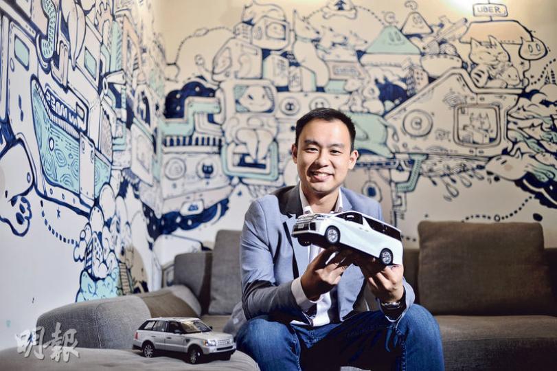 Uber香港區總經理佘雋知3年前由金融業轉投Uber,他認為近20年社會最大改變是可隨時上網,帶動共享經濟。(馮凱鍵攝) Uber香港區總經理佘雋知3年前由金融業轉投Uber,他認為近20年社會最大改變是可隨時上網,帶動共享經濟。(馮凱鍵攝)