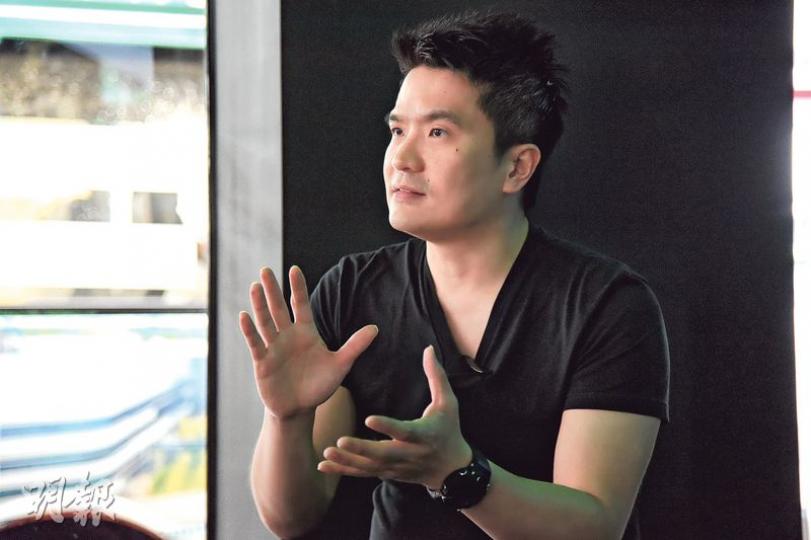 Razer此番不僅赴港上市,更獲得李嘉誠投資2500萬美元並赴港開店。圖為Razer聯合創辦人兼首席執行官陳民亮。(黃志東攝) Razer此番不僅赴港上市,更獲得李嘉誠投資2500萬美元並赴港開店。圖為Razer聯合創辦人兼首席執行官陳民亮。(黃志東攝)