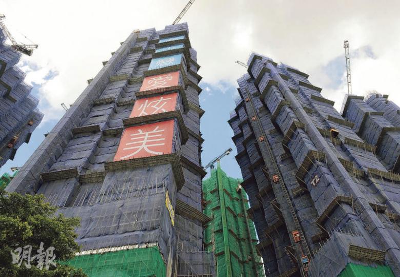 海之戀.愛炫美正興建中,樓花期約兩年。(劉焌陶攝) 海之戀.愛炫美正興建中,樓花期約兩年。(劉焌陶攝)