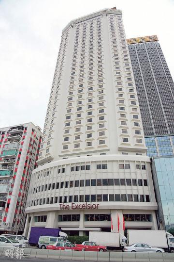 一眾放售的物業中,以文華東方集團旗下銅鑼灣怡東酒店最矚目,屹立於銅鑼灣約44年,享全海景致,業界預計,估值達274億至342億元。(黃志東攝) 一眾放售的物業中,以文華東方集團旗下銅鑼灣怡東酒店最矚目,屹立於銅鑼灣約44年,享全海景致,業界預計,估值達274億至342億元。(黃志東攝)