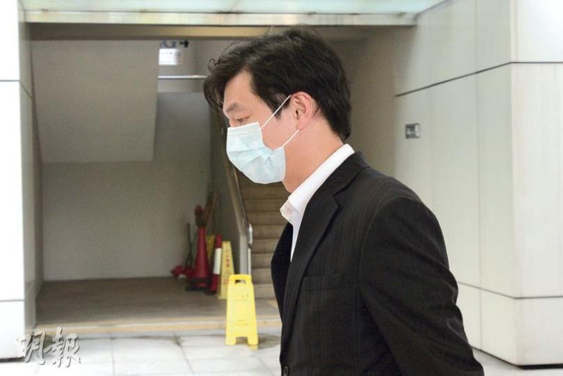 DR前醫生陳永崇(圖)供稱,他曾前往廣州一所醫院,學習涉案CIK療程,當地醫生表示,只要培植血製品時有做細菌測試,將該療程施行在正常健康的人身上是十分安全。(楊柏賢攝) DR前醫生陳永崇(圖)供稱,他曾前往廣州一所醫院,學習涉案CIK療程,當地醫生表示,只要培植血製品時有做細菌測試,將該療程施行在正常健康的人身上是十分安全。(楊柏賢攝)
