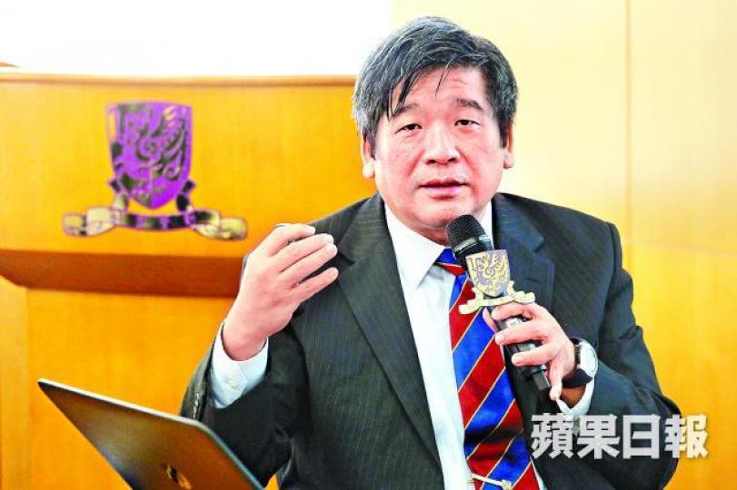 ■黃洪指青年對香港前途觀感變差。 ■黃洪指青年對香港前途觀感變差。