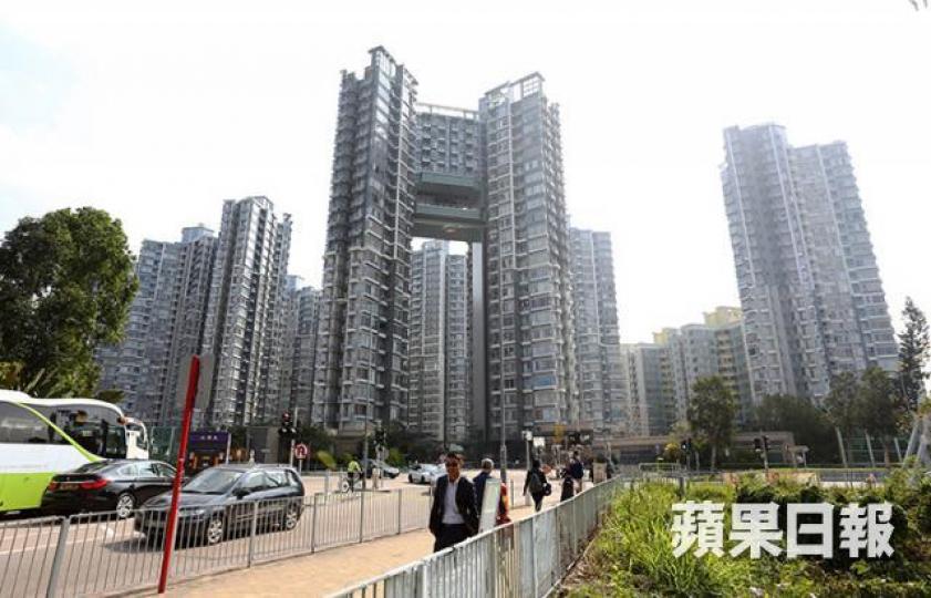 ■元朗尚悅頂層連天台單位出現銀主盤。 資料圖片
■元朗尚悅頂層連天台單位出現銀主盤。 資料圖片