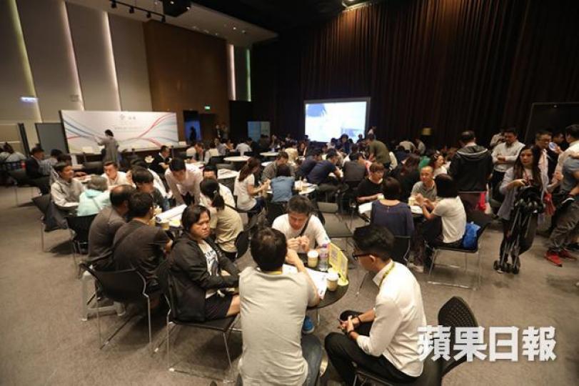 ■在新一屆政府施政報告出爐前,一手市場將持續踴躍。 資料圖片
■在新一屆政府施政報告出爐前,一手市場將持續踴躍。 資料圖片