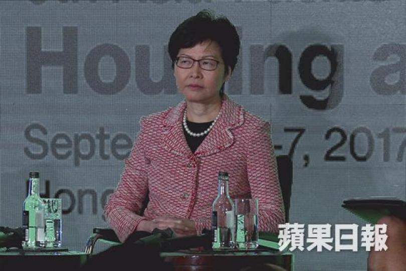 林鄭月娥
