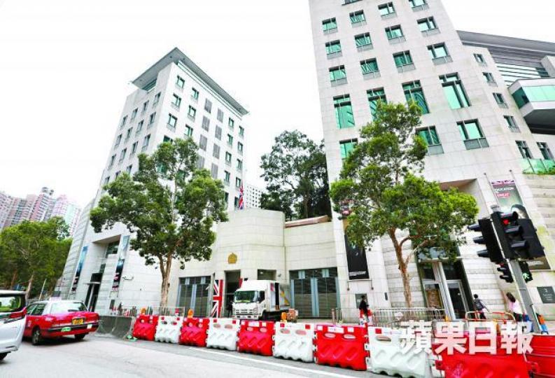 ■英國駐港總領事館對延遲發出簽證帶來的不便表示歉意，承諾會盡快處理申請。資料圖片
