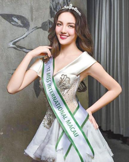 ■澳門小姐麥嘉欣樣靚吸引，相反今年港姐就被曾志偉大彈特彈。互聯網圖片曾志偉