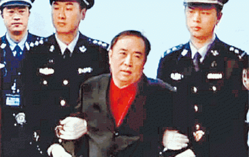 ■賴昌星由加拿大遣返中國後被判囚終身。
