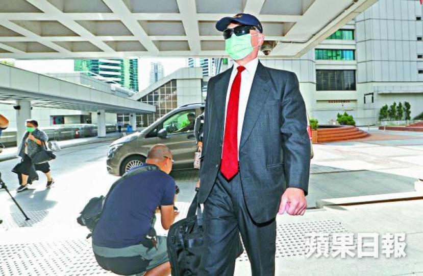 ■周向榮昨稱本身對免疫細胞療法毫無概念。張志華攝