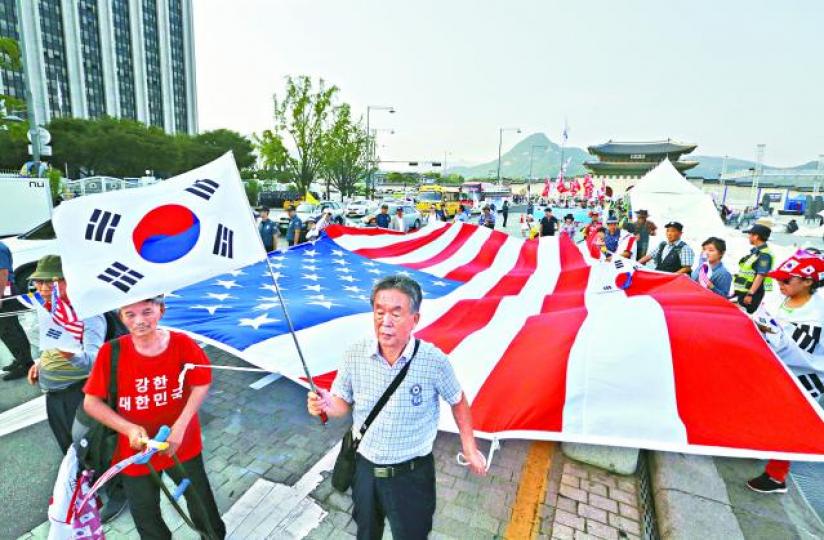 ■南韓總統文在寅的北韓政策在國內惹爭議。美聯社