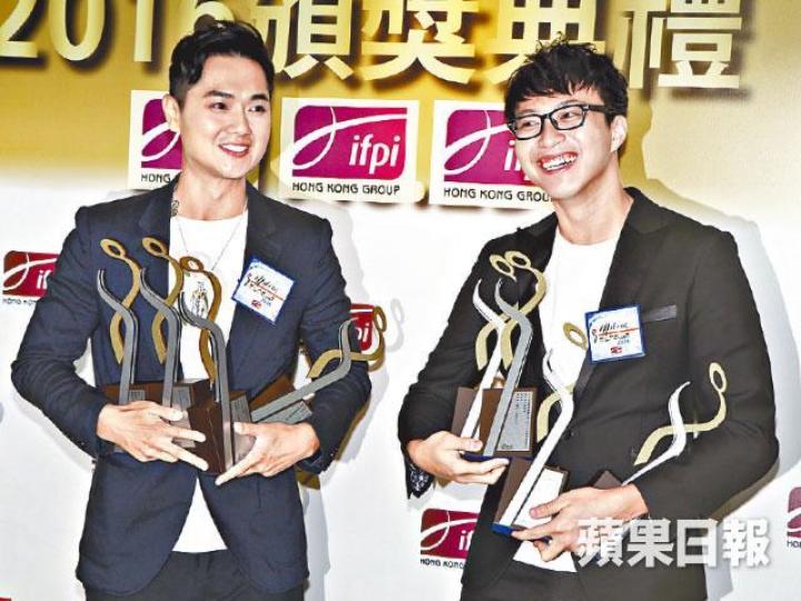 ■吳業坤（右）與鄭俊弘不約而同曾被指是「賤男」。
