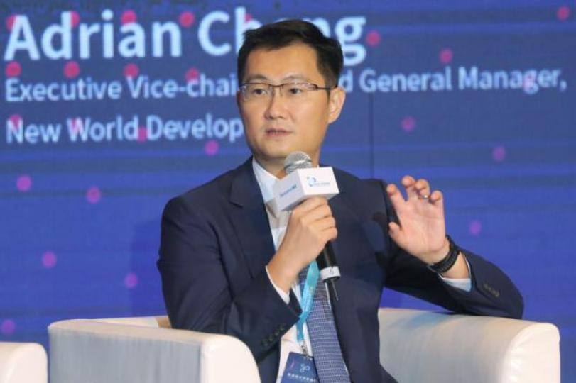 ■馬化騰於上周合共減持約200萬股騰訊,但騰訊走勢似乎未受影響。資料圖片 ■馬化騰於上周合共減持約200萬股騰訊,但騰訊走勢似乎未受影響。資料圖片