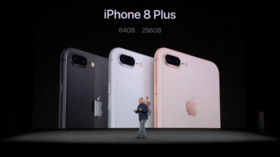 ■iPhone8/8 Plus同提供64GB/256GB容量選擇，9月22日正式推出。■iPhone8/8 Plus升級使用A11 Bionic晶片。■4.7吋屏幕iPhone8用上單鏡頭設計，而5.5吋屏幕iPhone8 Plus則用上雙鏡頭設計。